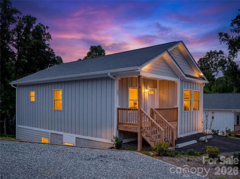 Photo of 127 Northbend Drive, Asheville, NC 28804 (MLS # 4353731)