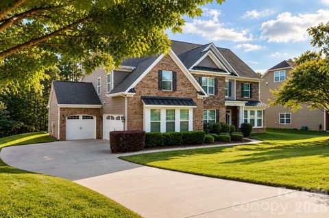 Photo of 2412 Hamlet Court, Matthews, NC 28105 (MLS # 4394300)