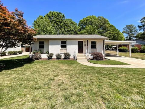 3827 Topsfield Road Charlotte NC 28211