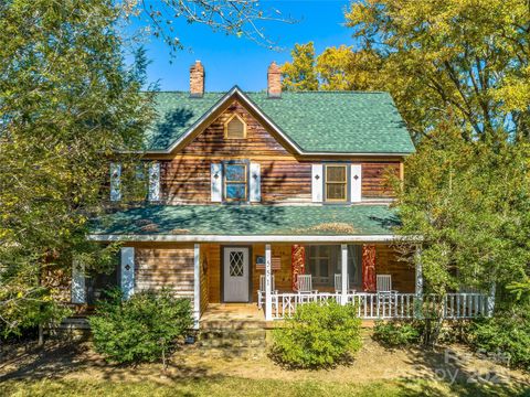 551 Bee Tree Road Swannanoa NC 28778