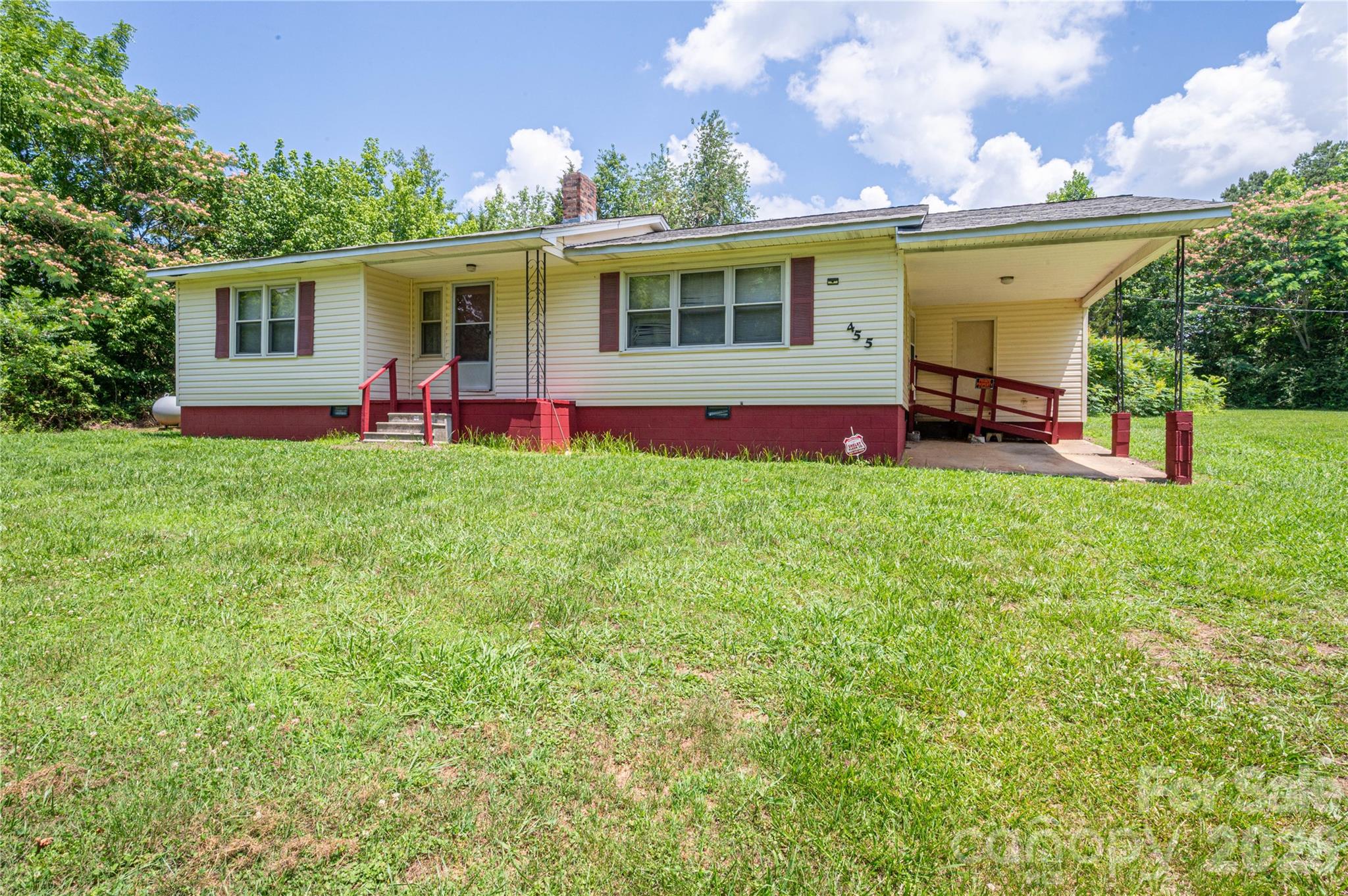 455 Huffman Road