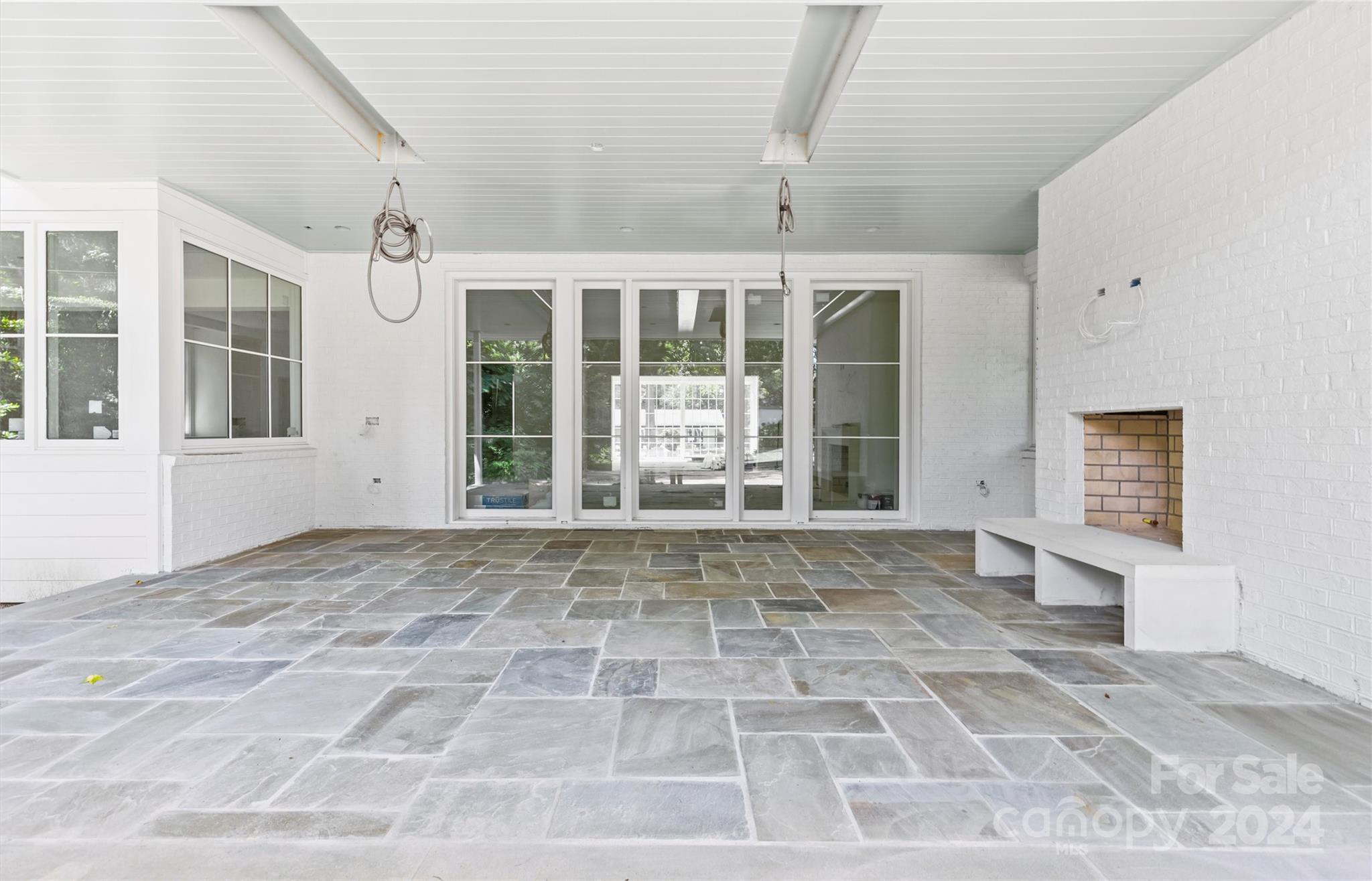 Barclay Downs - Residential