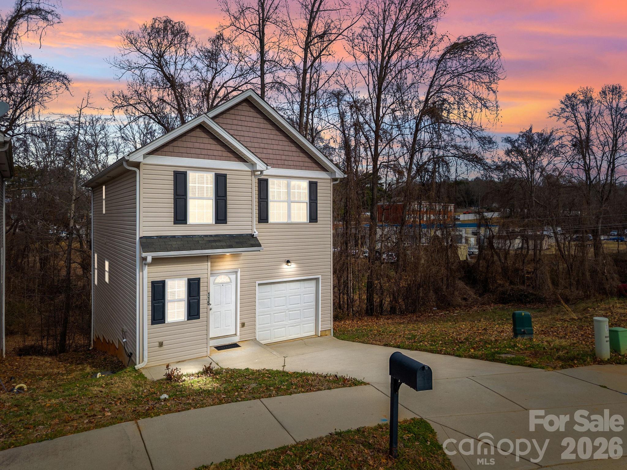 115 Lookout Point Place