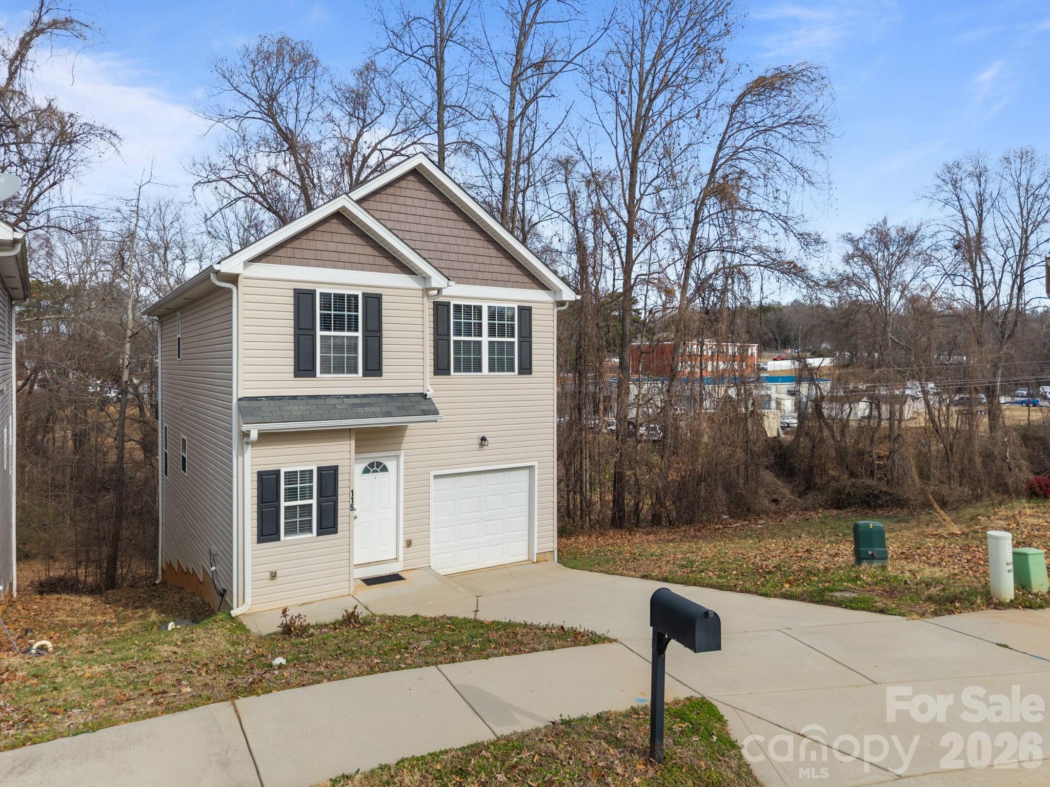 115 Lookout Point Place