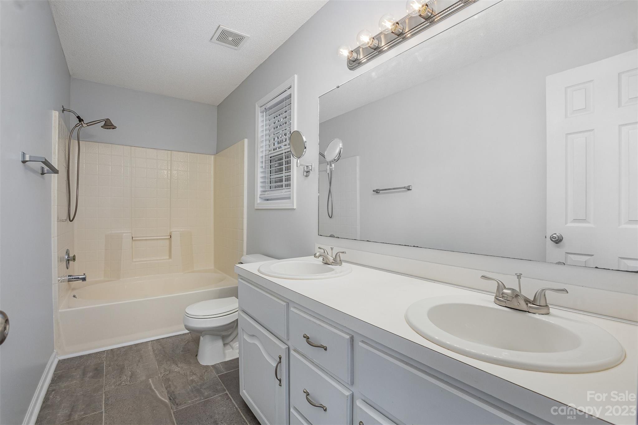 Highland Creek - Residential