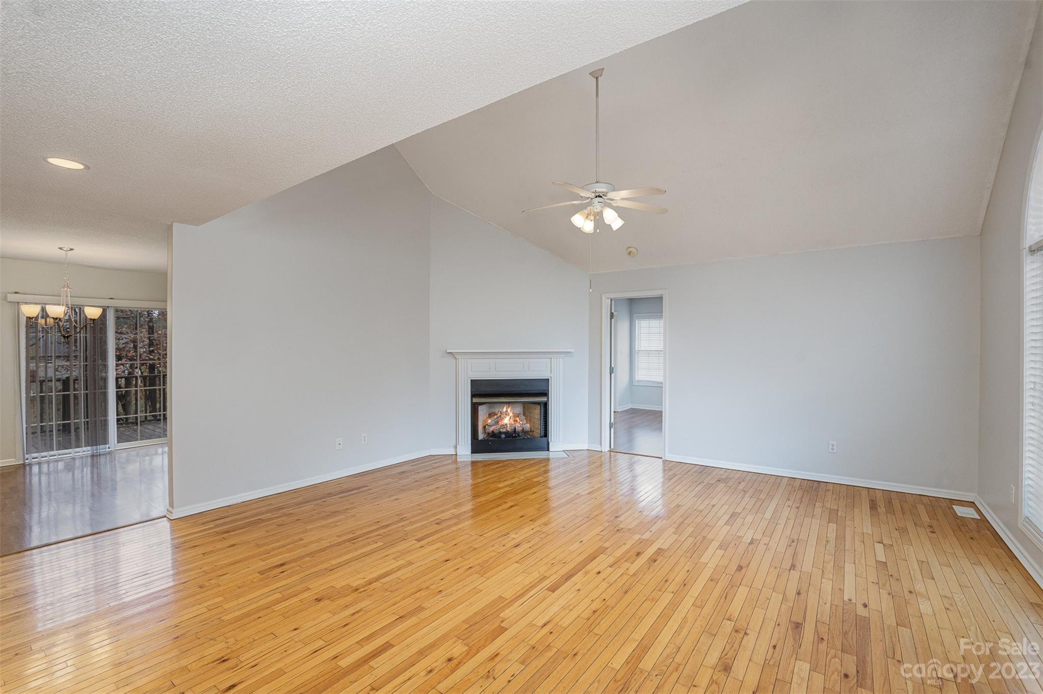 Highland Creek - Residential