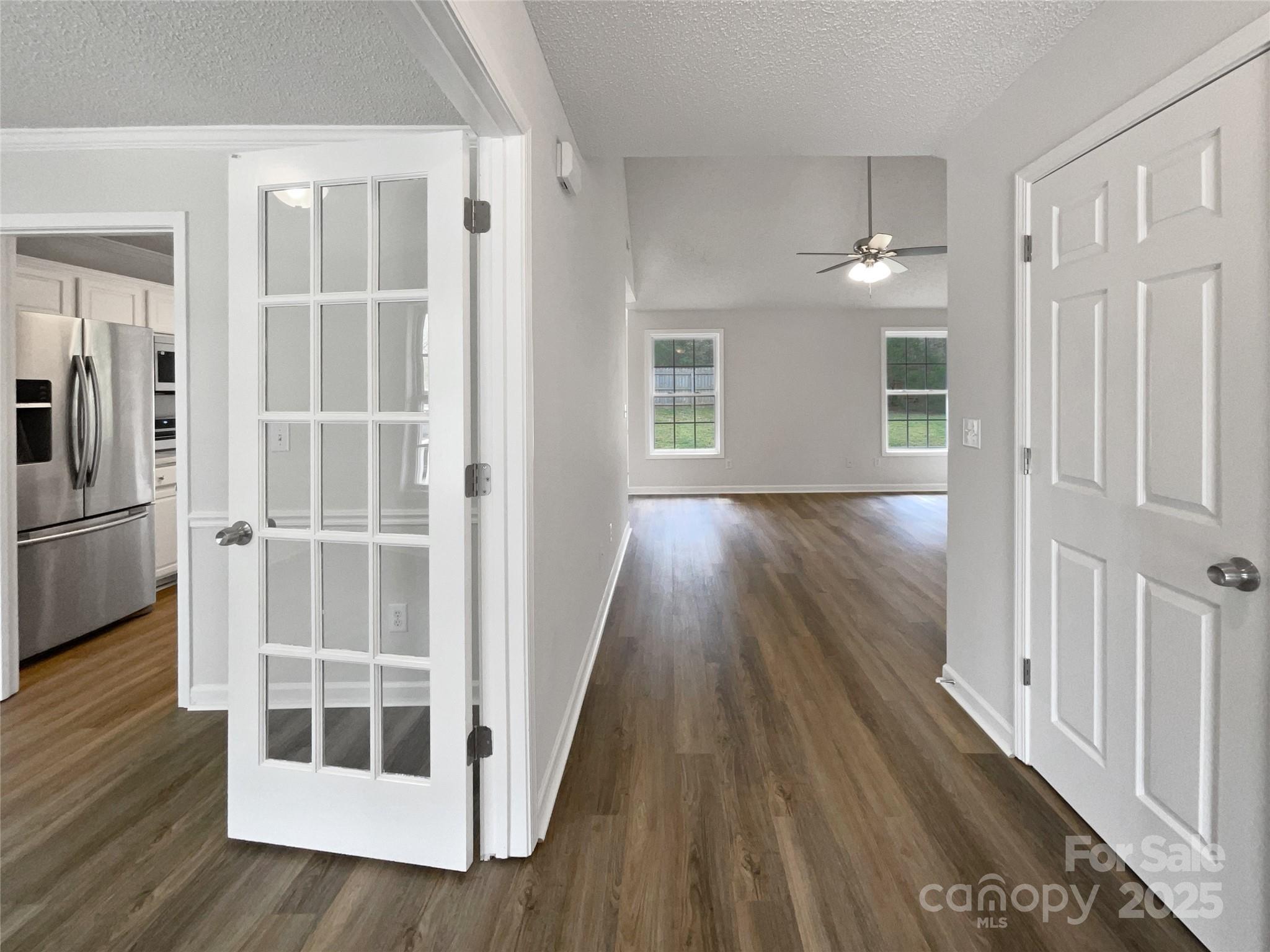 Hallmark Glen - Residential