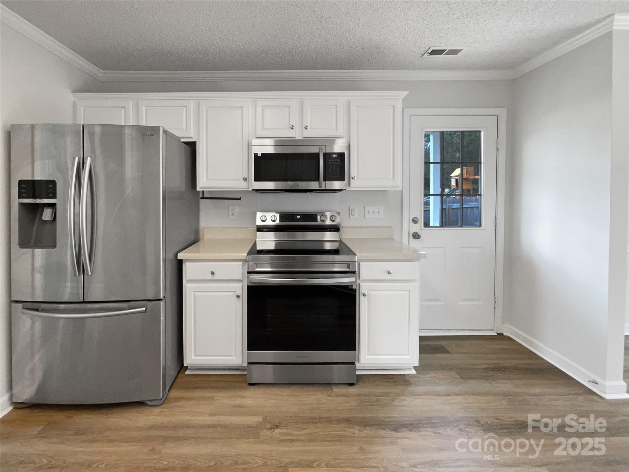 Hallmark Glen - Residential