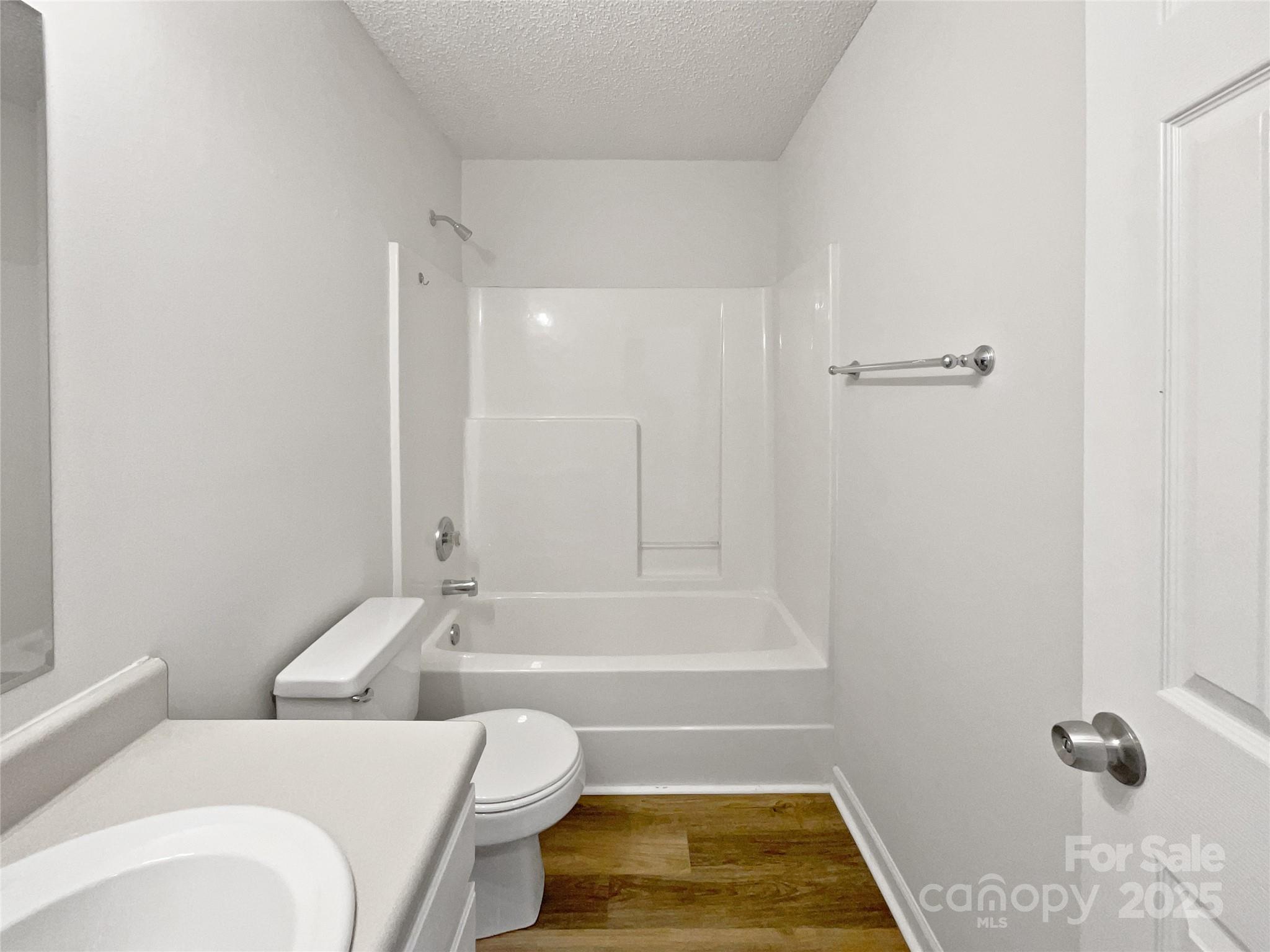 Hallmark Glen - Residential