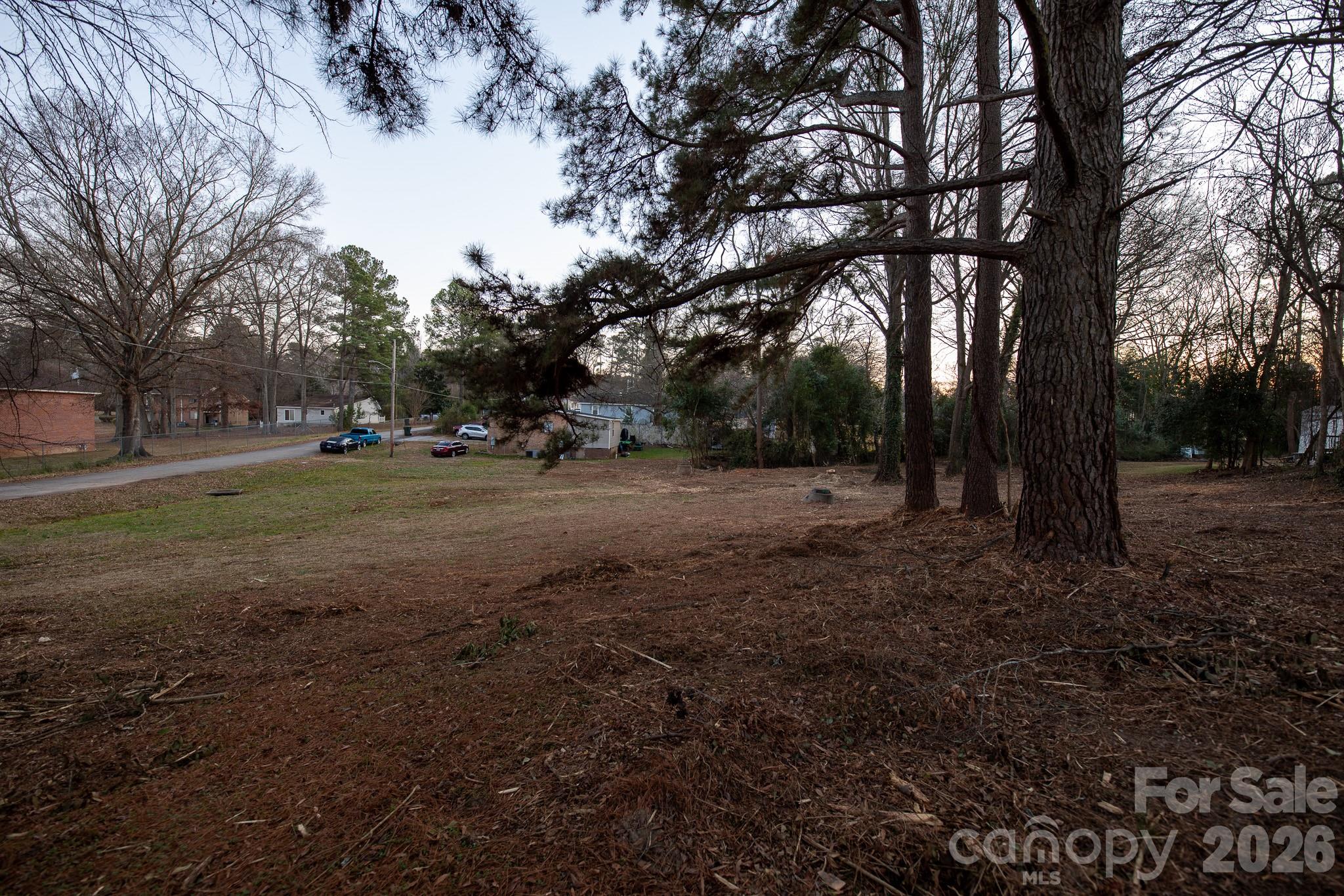 521,525,529 Pearl Street