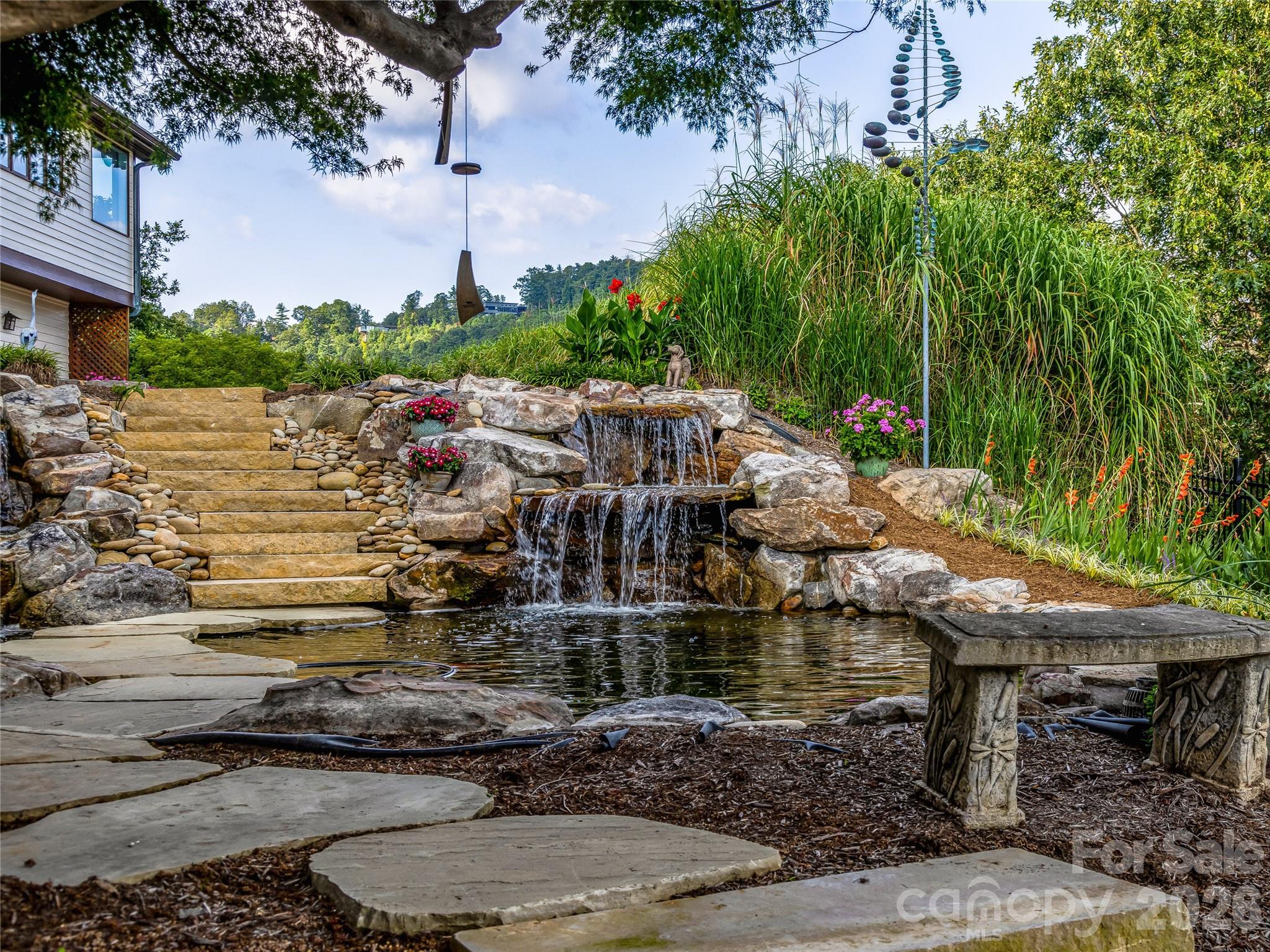 10 Beaverbrook Court