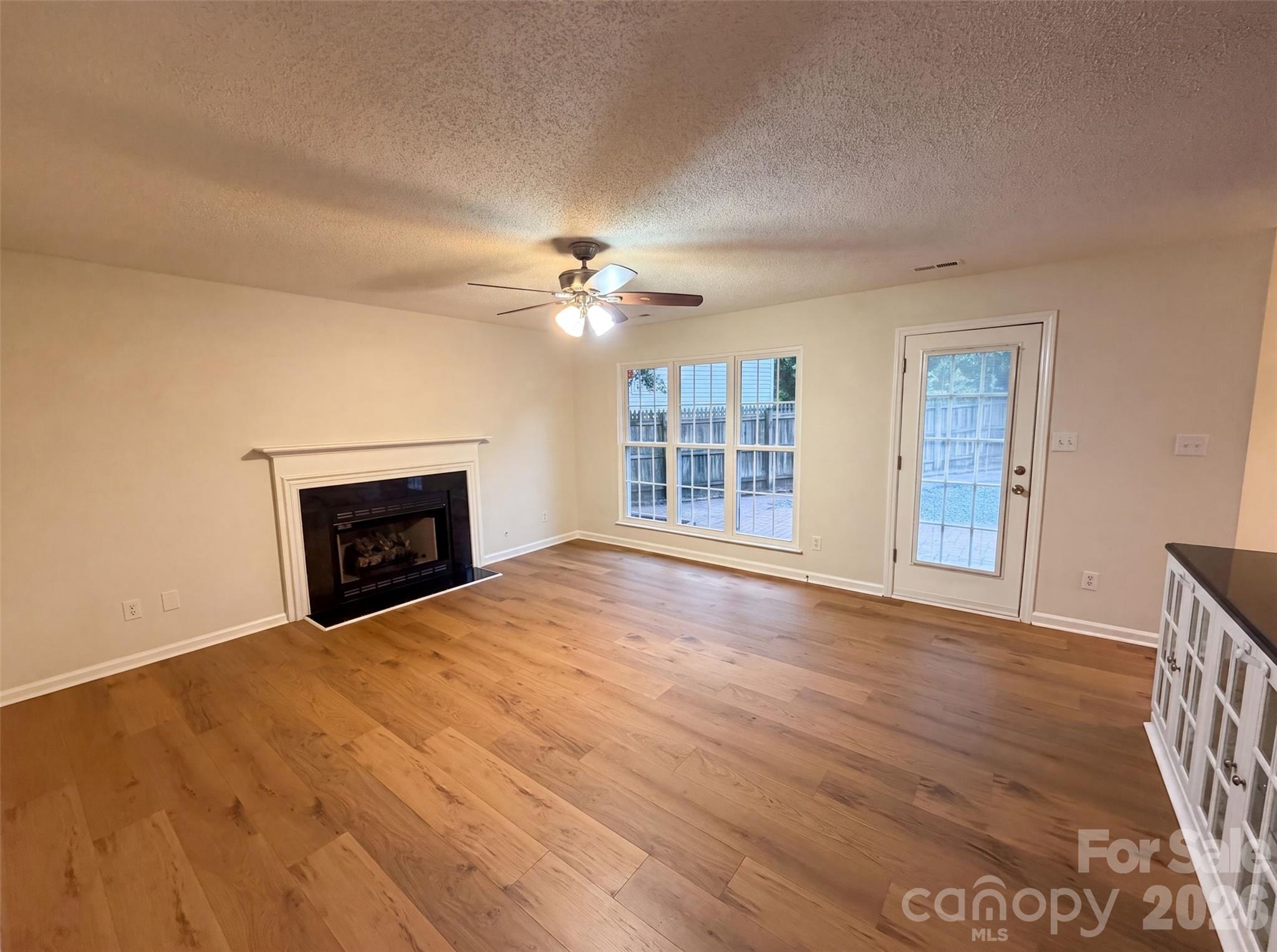 3737 Winterberry Court NW