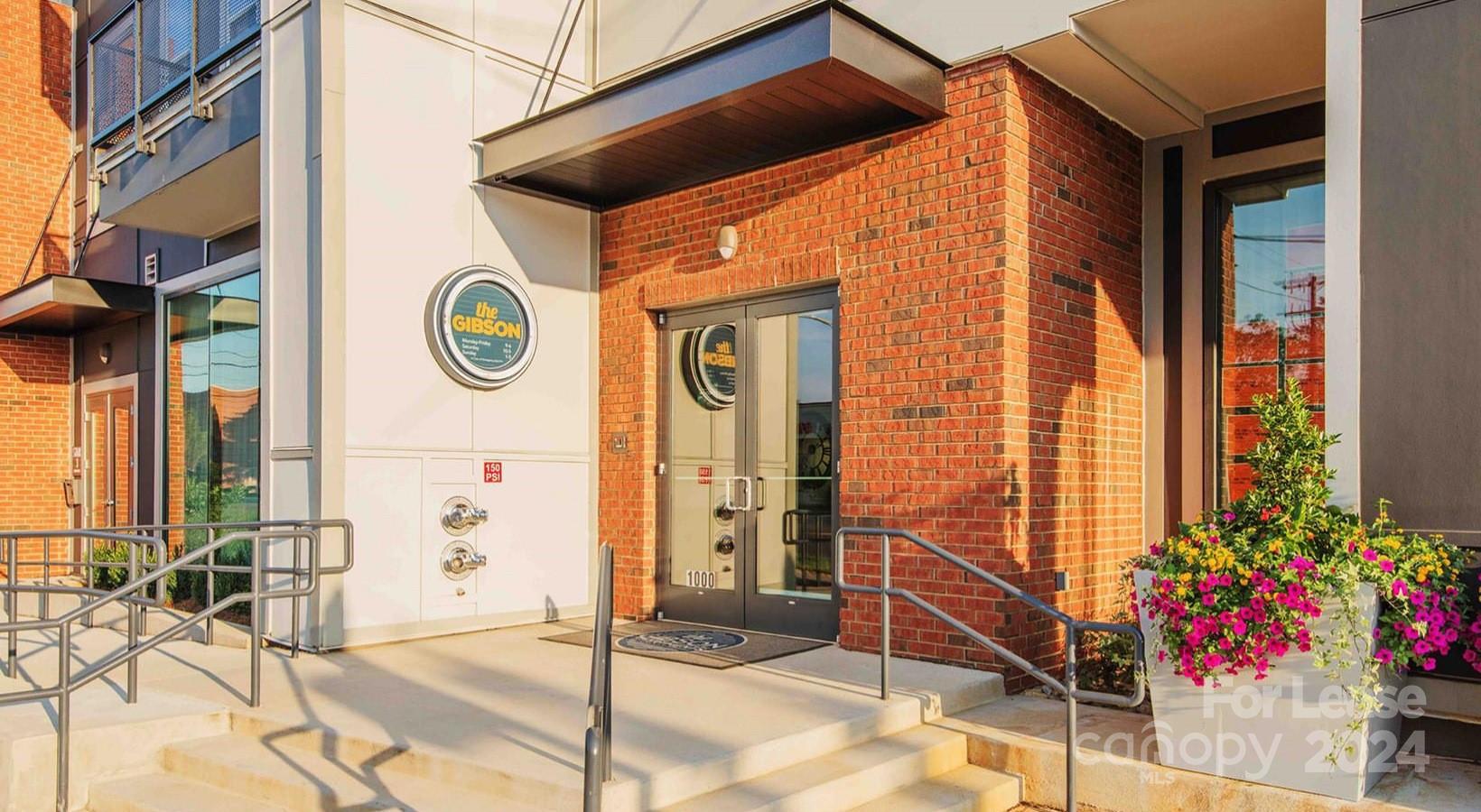 Charlotte, North Carolina 28204, United States, 1 Bedroom Bedrooms, ,1 BathroomBathrooms,Residential,Active,63351