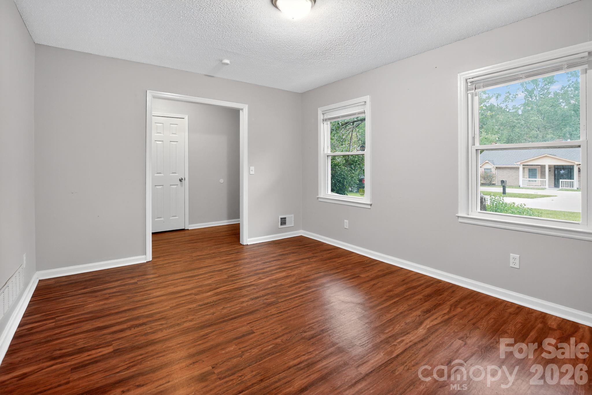 Pineglen - Residential