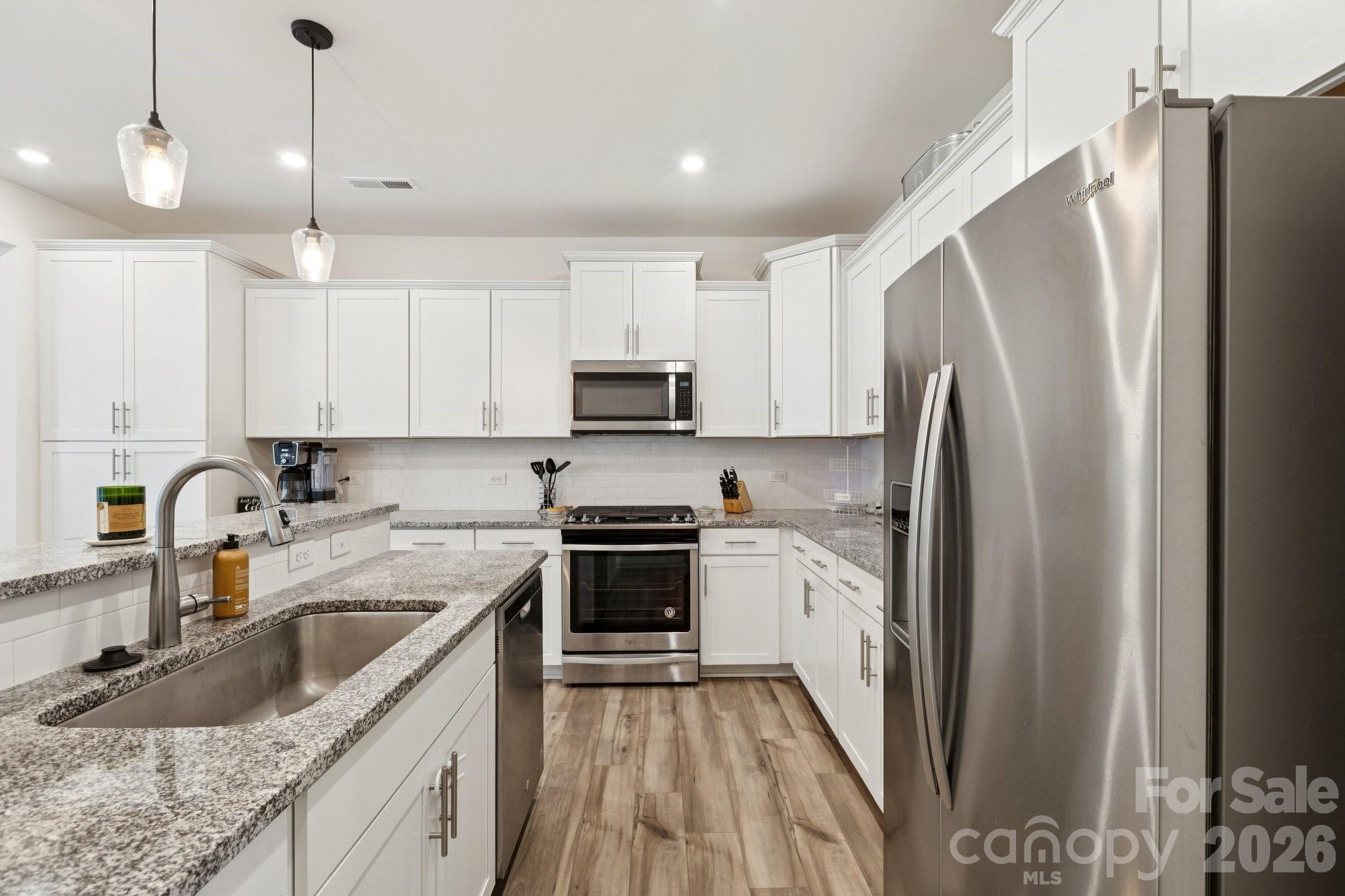 2081 Suttonview Road