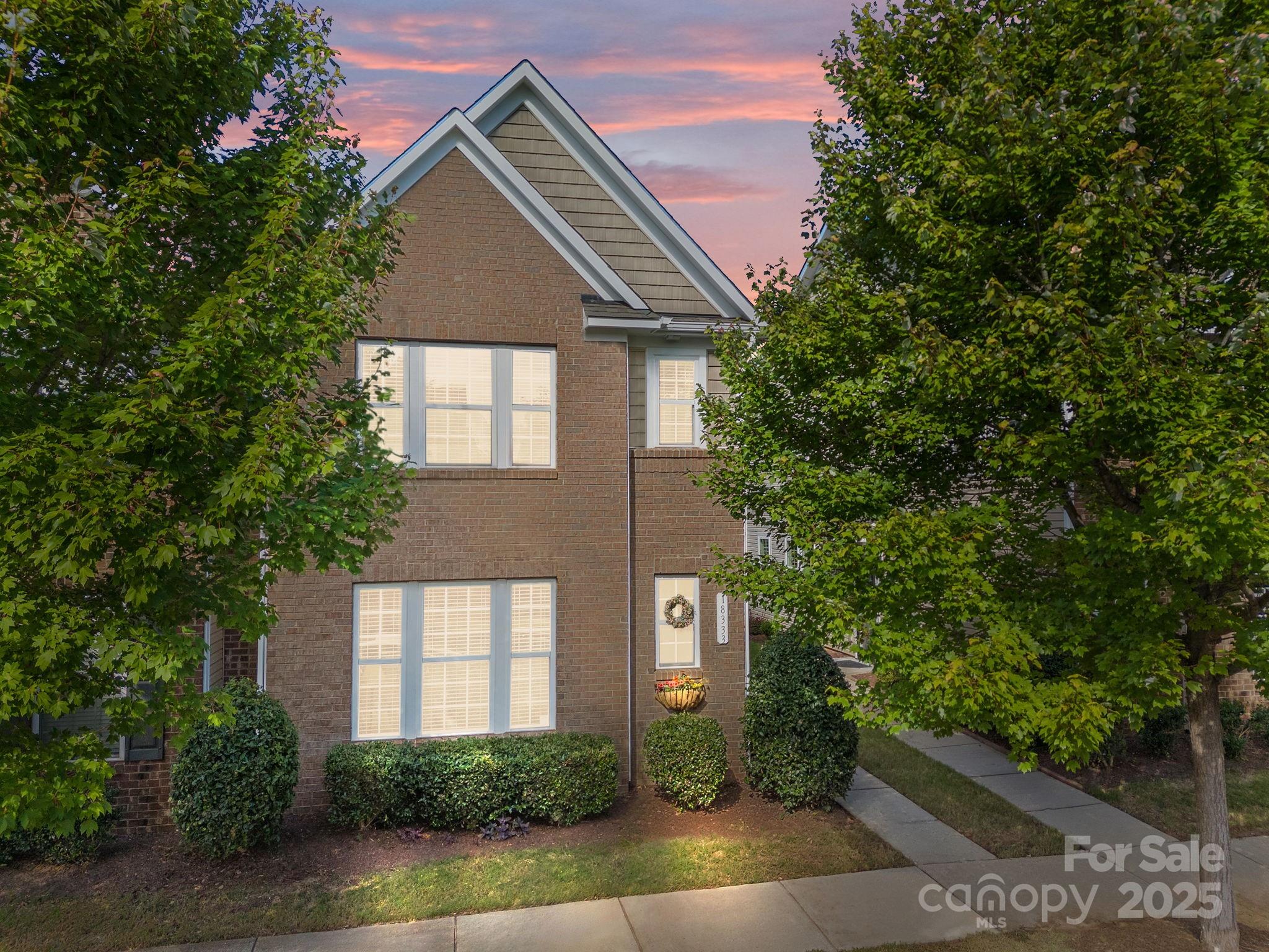 18333 The Commons Boulevard