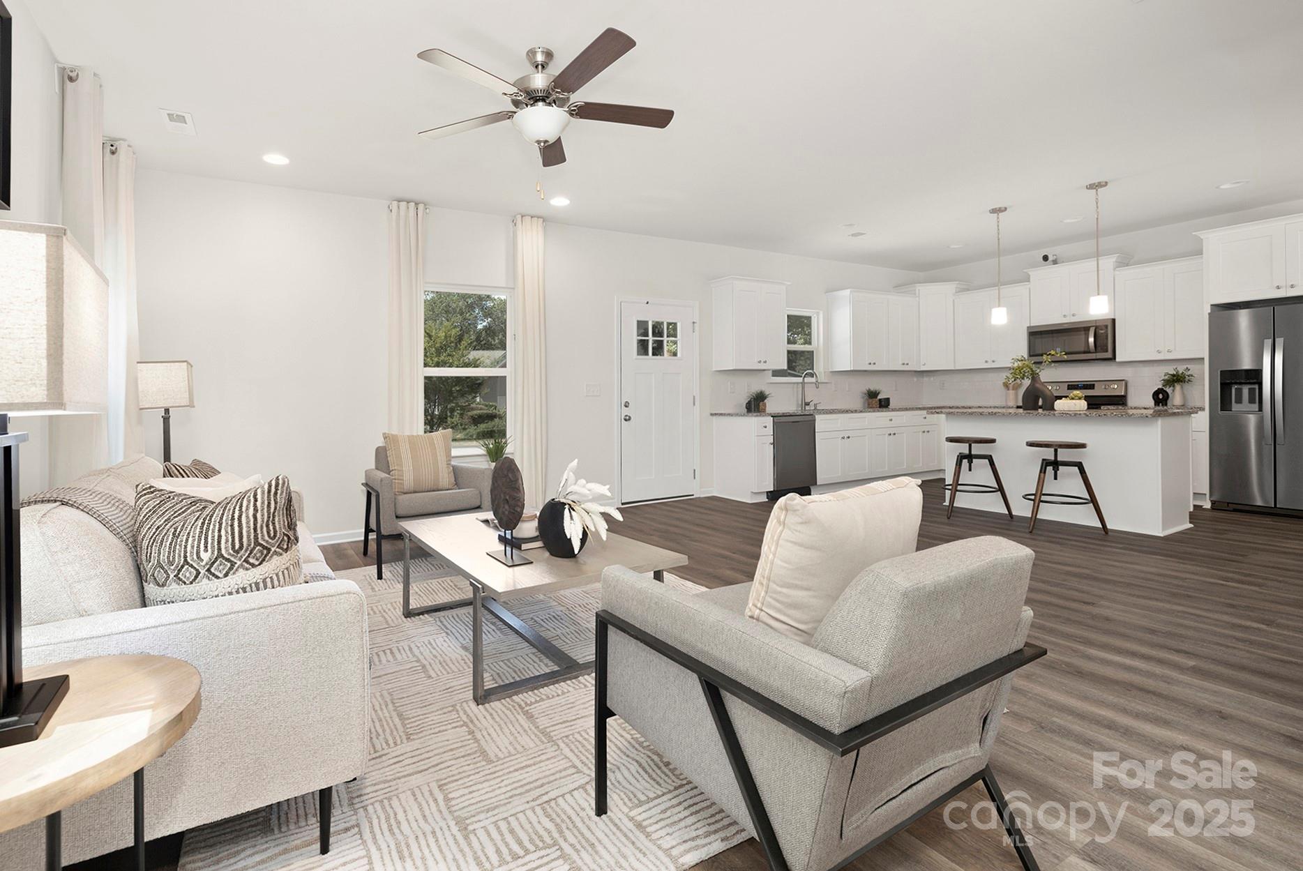 1124 Thayer Glen Court
