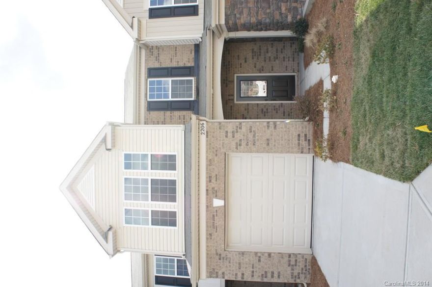 for comp purposes- end unit Hemingway
Nicer finishes on interior and has a fenced in yard