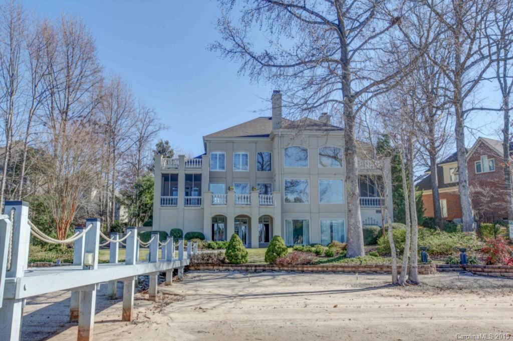 The Peninsula - Residential