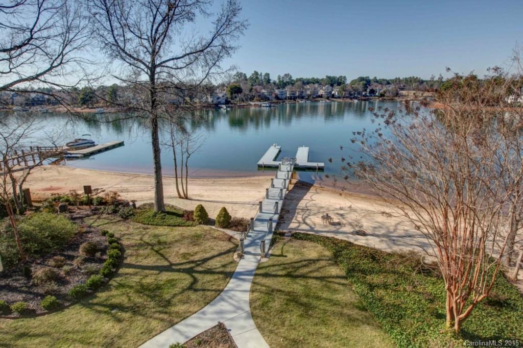 The Peninsula - Residential