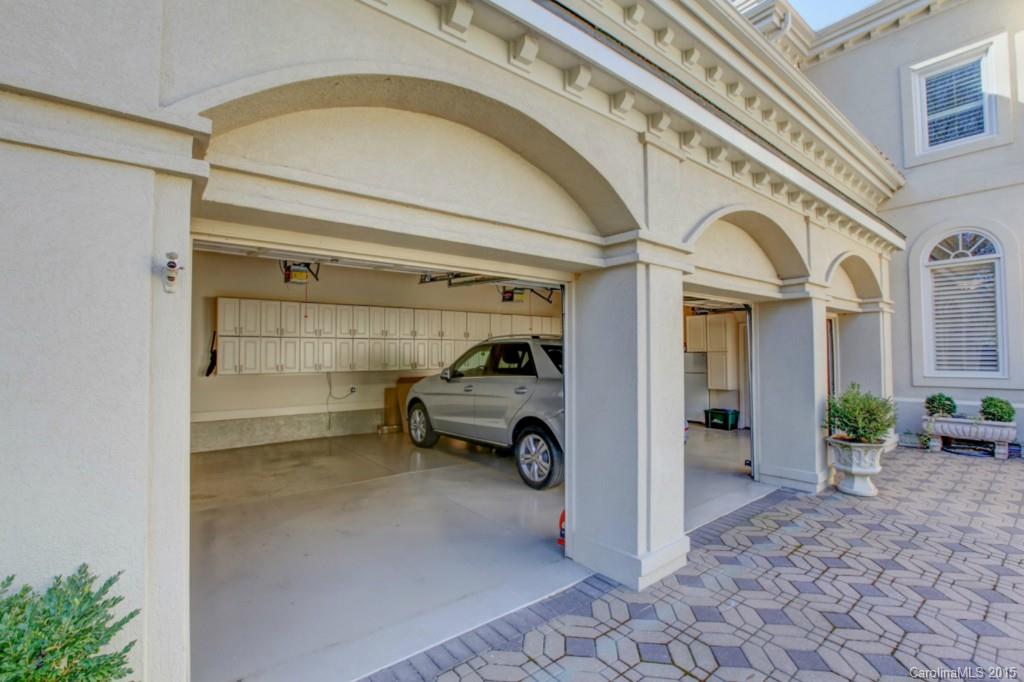 The Peninsula - Residential