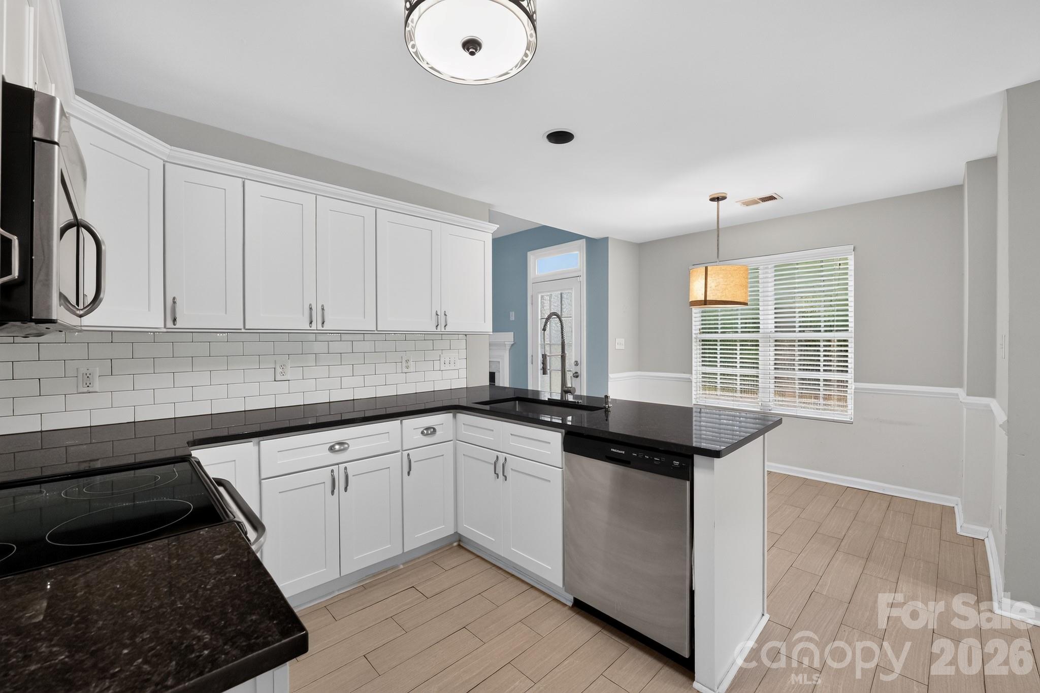 6420 Spanish Moss Lane