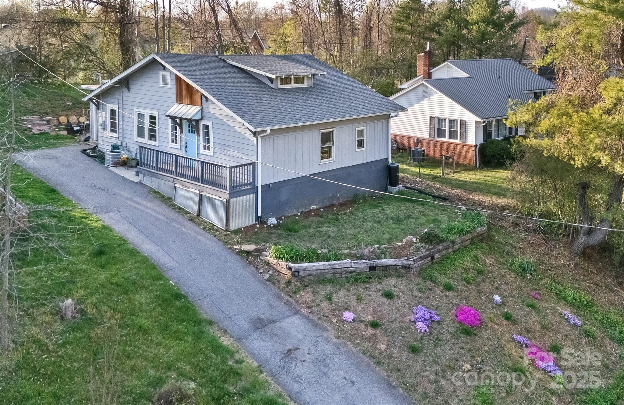 21 Hilldale Road