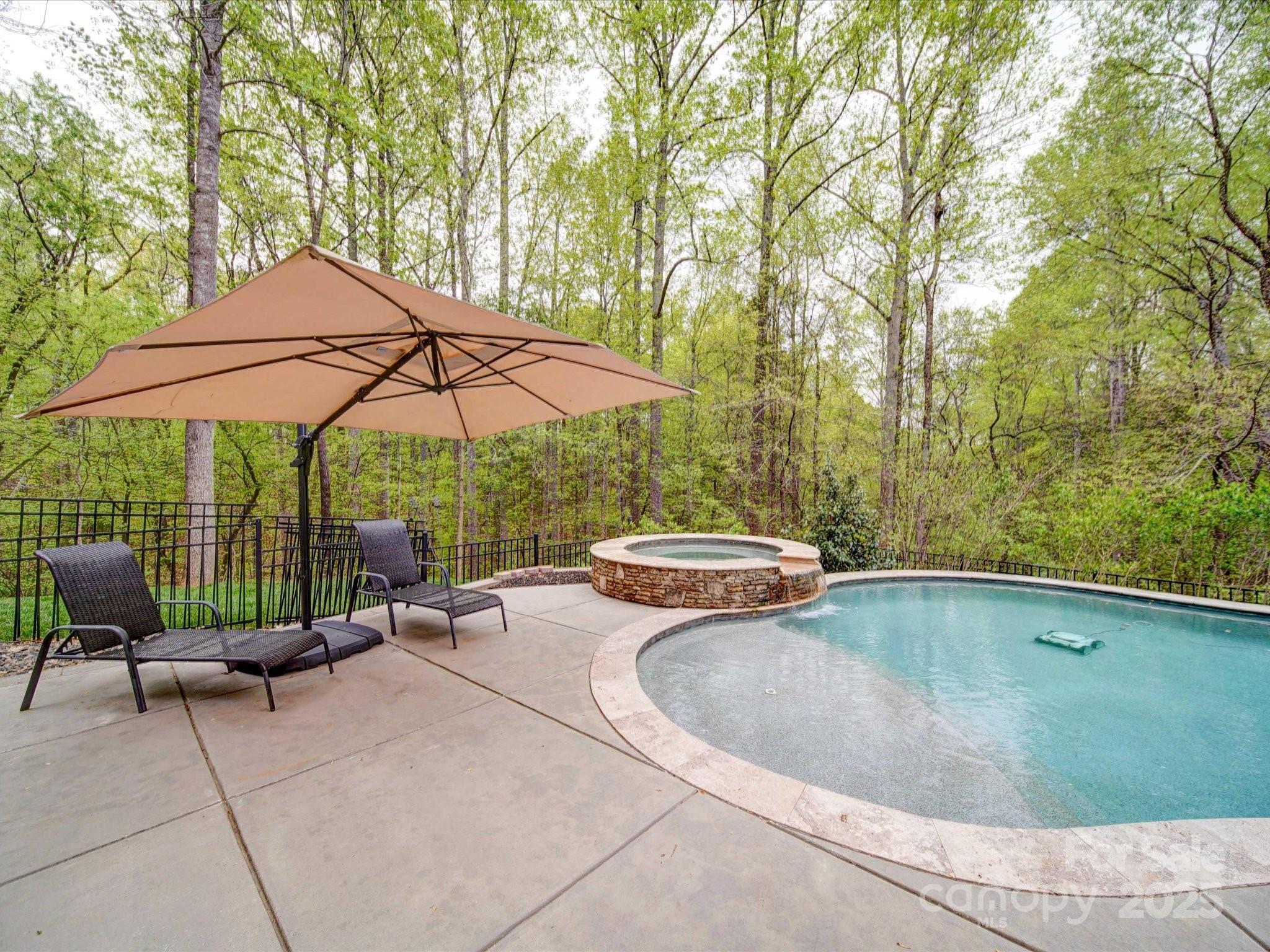 120 Shadow Ridge Court