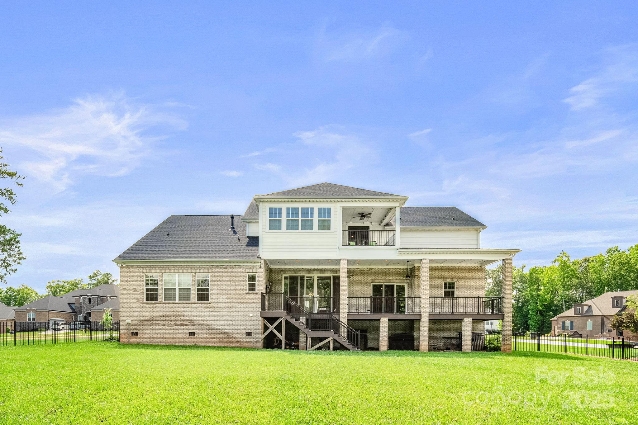 The Falls at Weddington - Residential