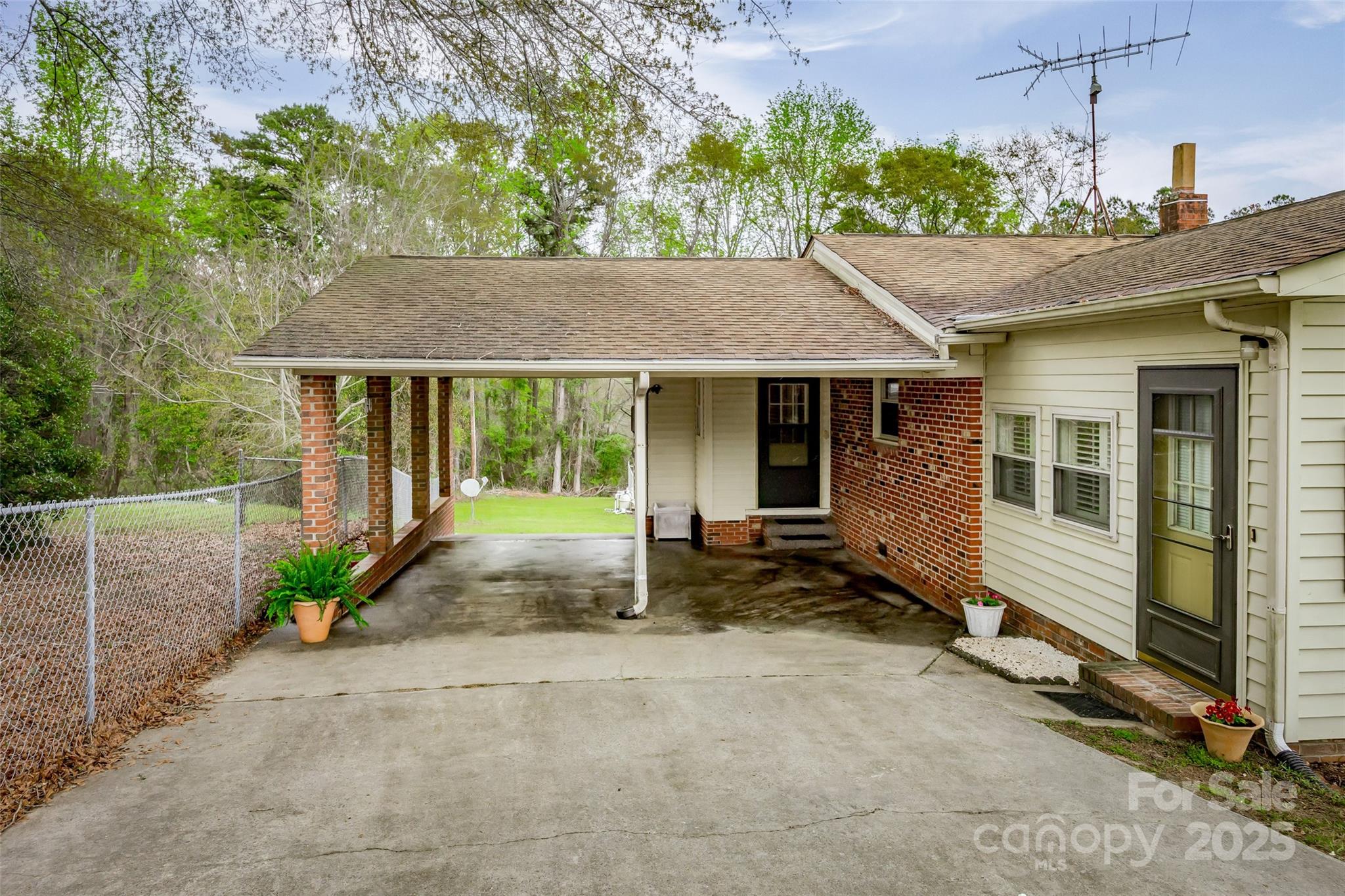 Raintree - Residential