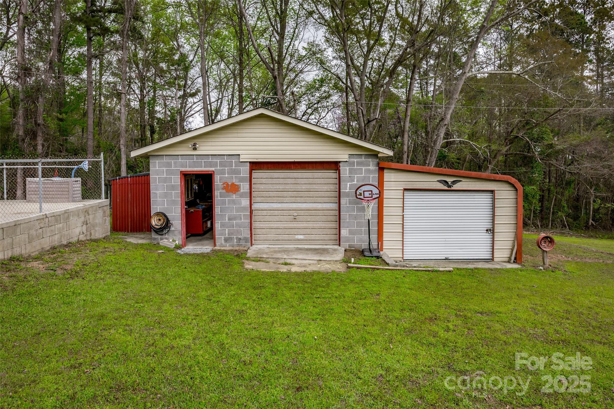 Raintree - Residential