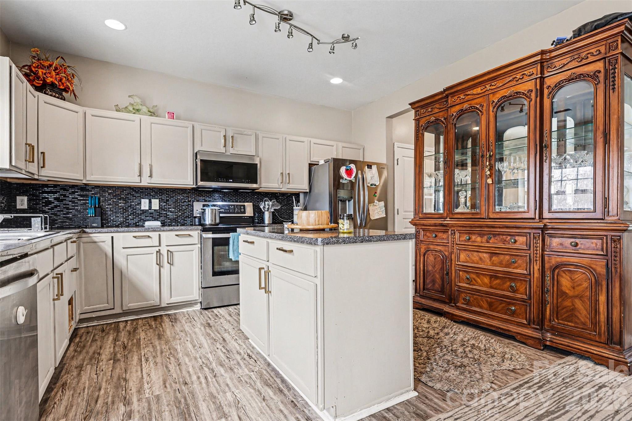 Taylor Glenn - Residential