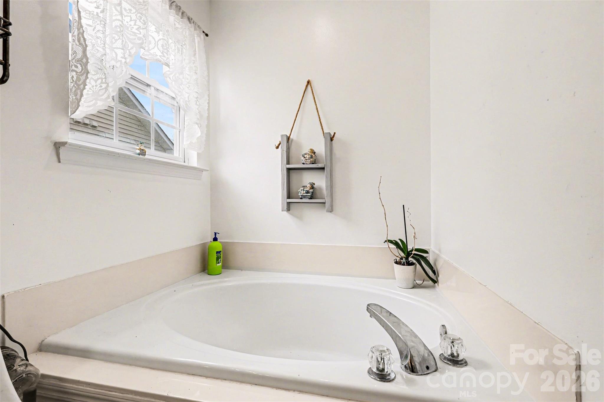 Taylor Glenn - Residential