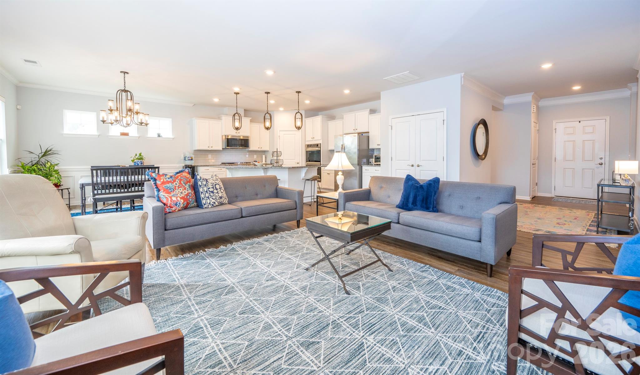 Imagery On Mtn Island - Residential