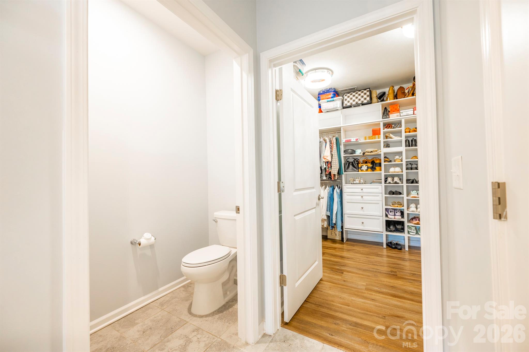 Imagery On Mtn Island - Residential