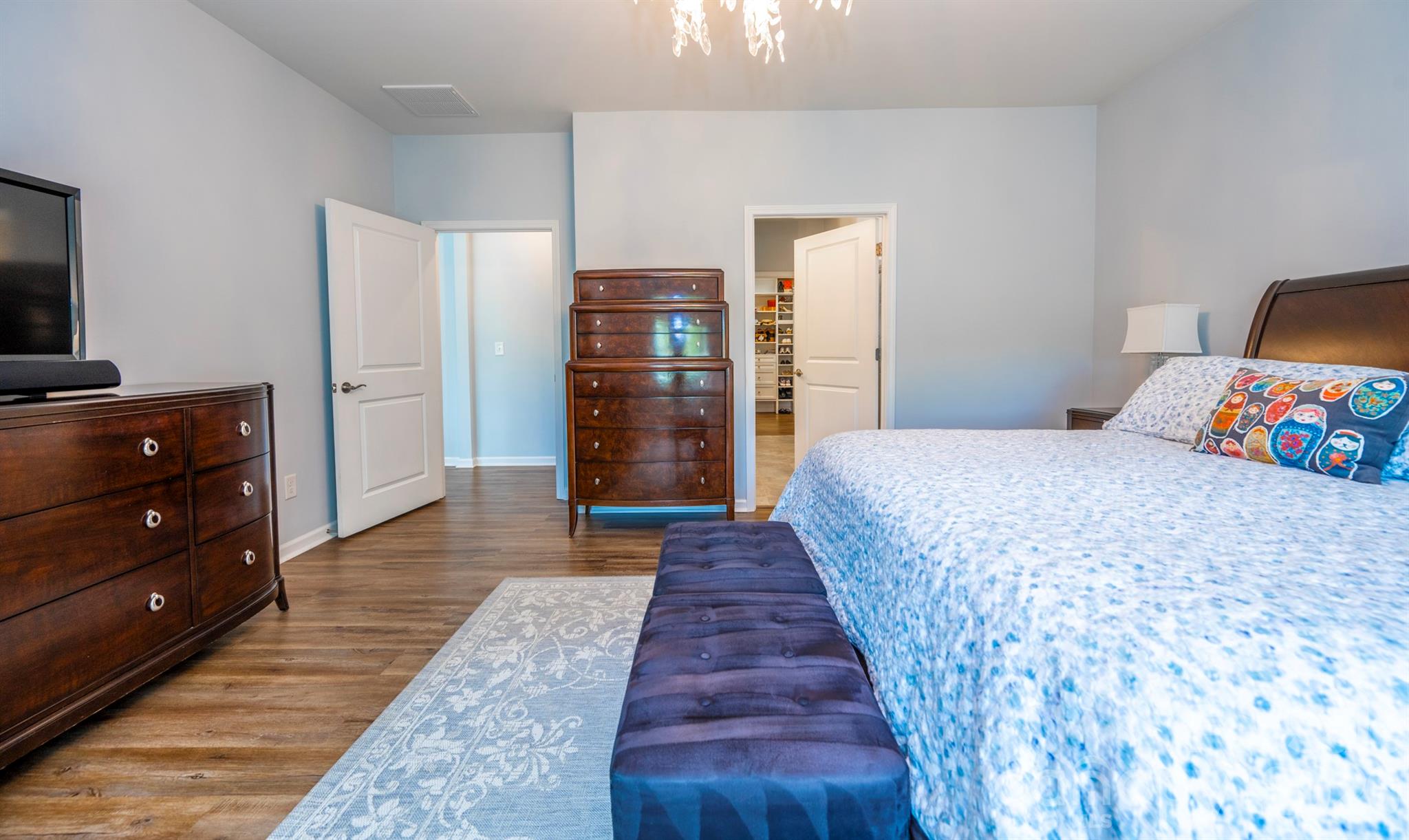 Imagery On Mtn Island - Residential