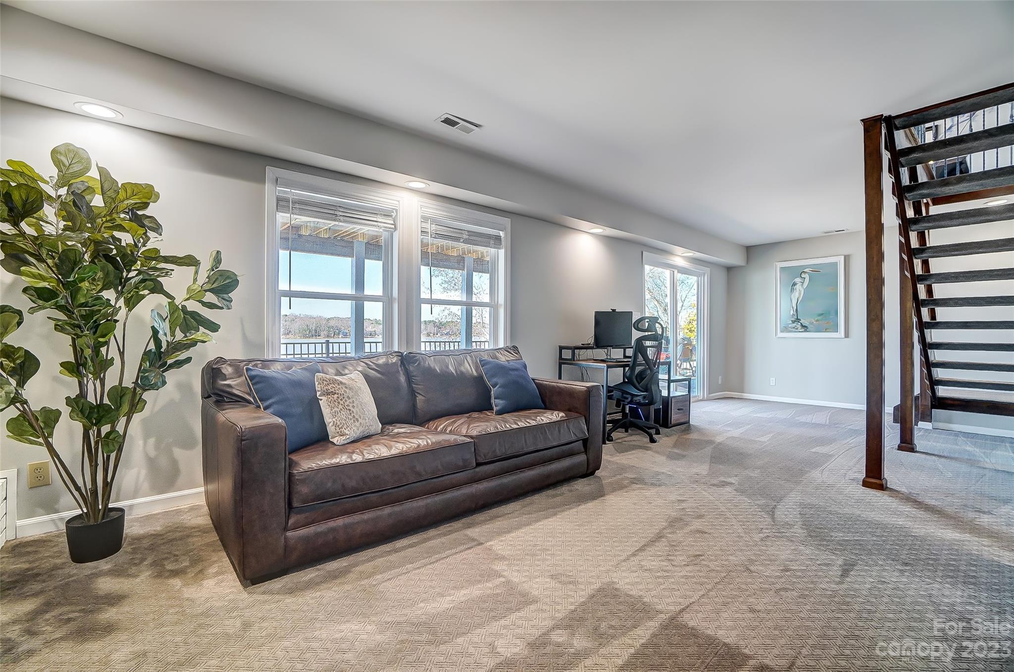 Tega Cay - Residential