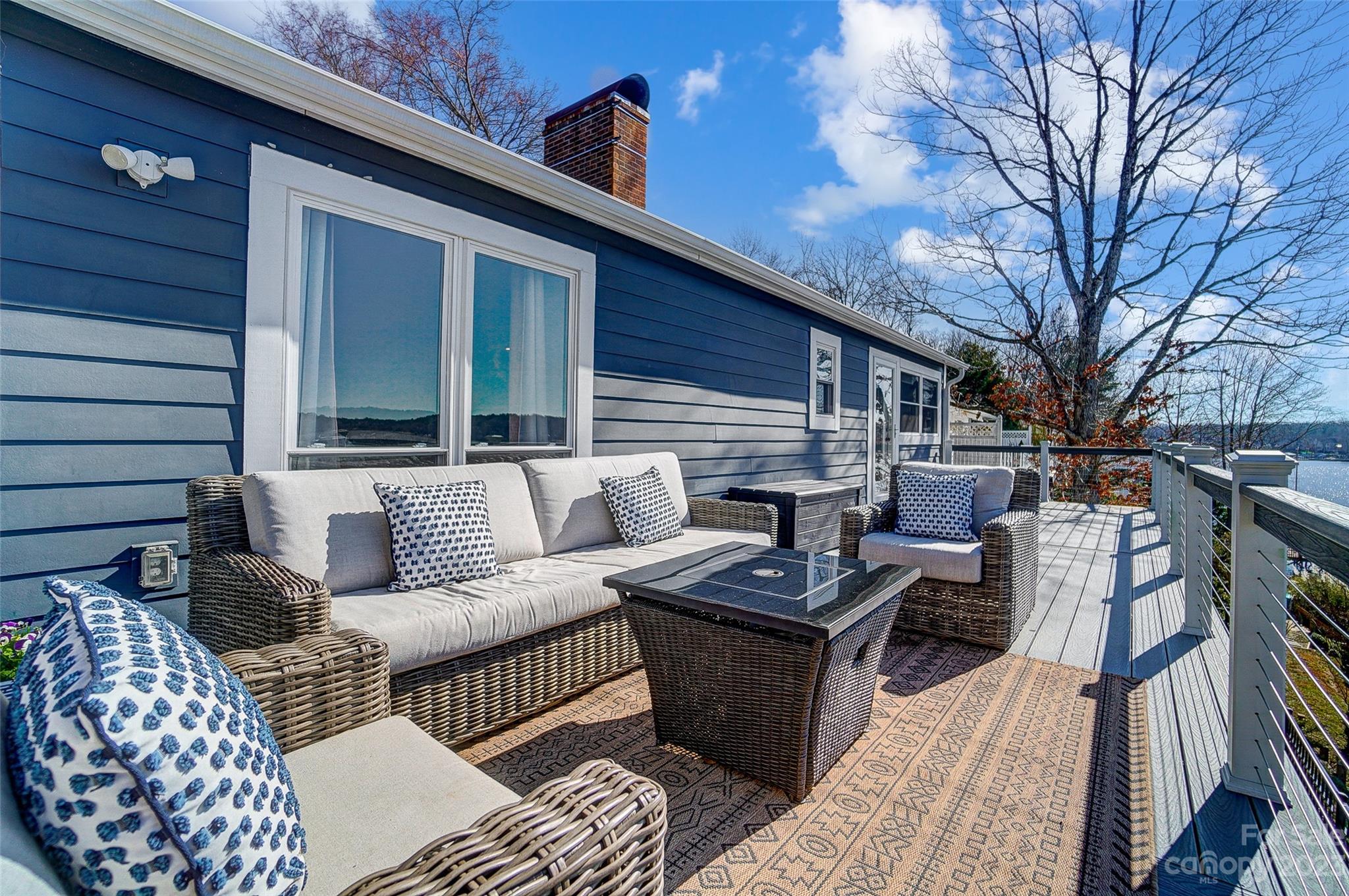 Tega Cay - Residential