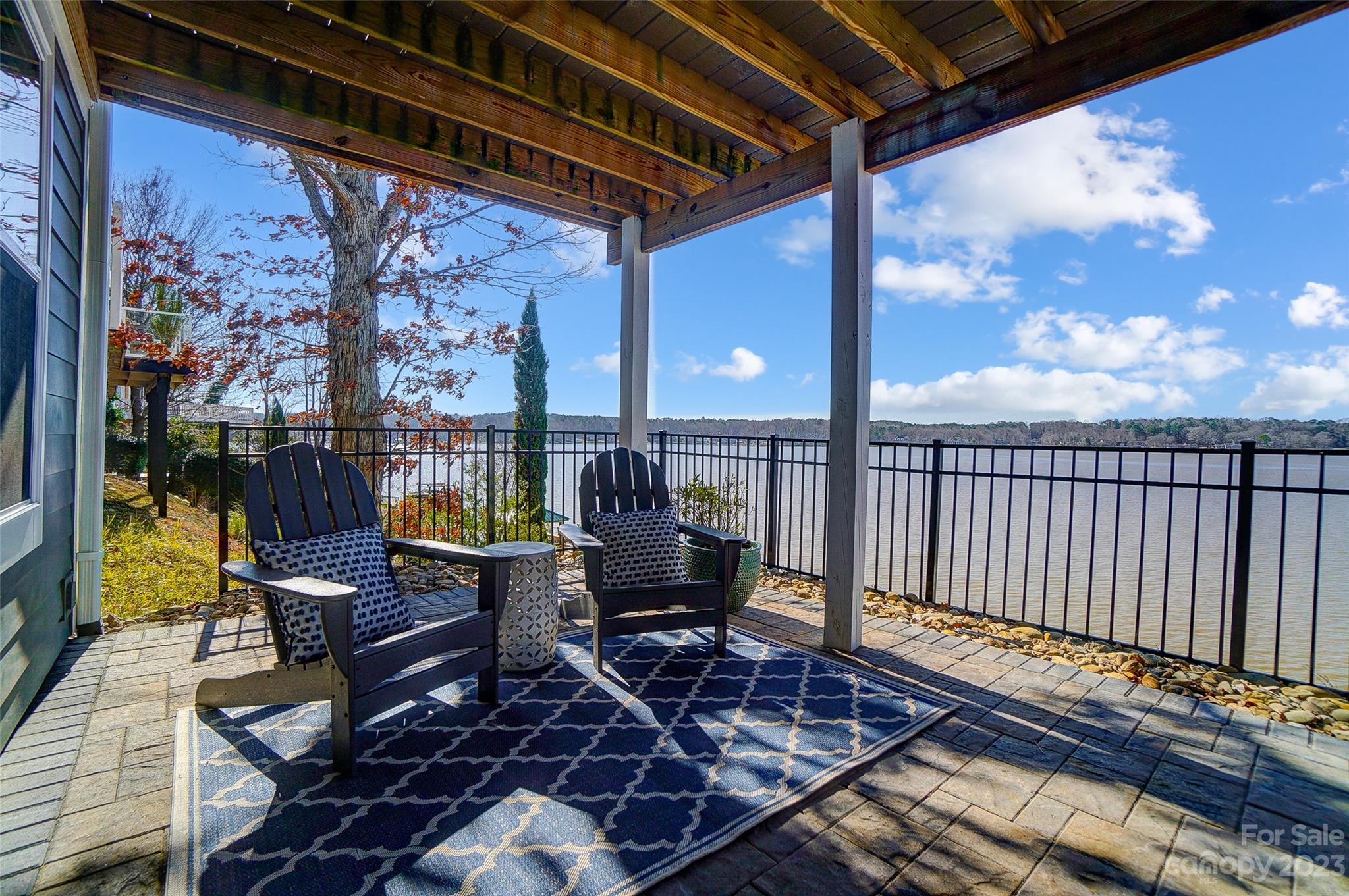 Tega Cay - Residential