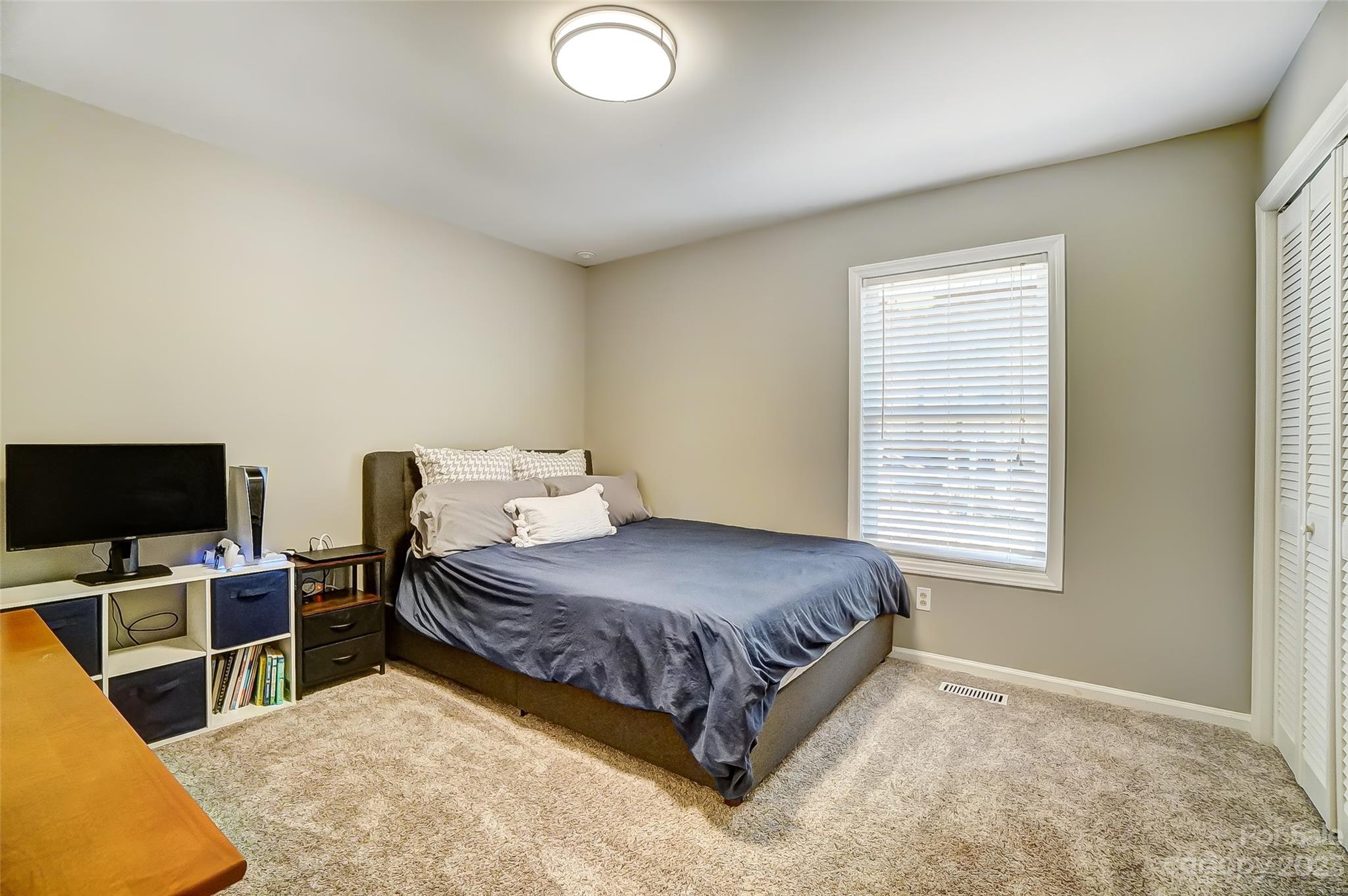 Tega Cay - Residential