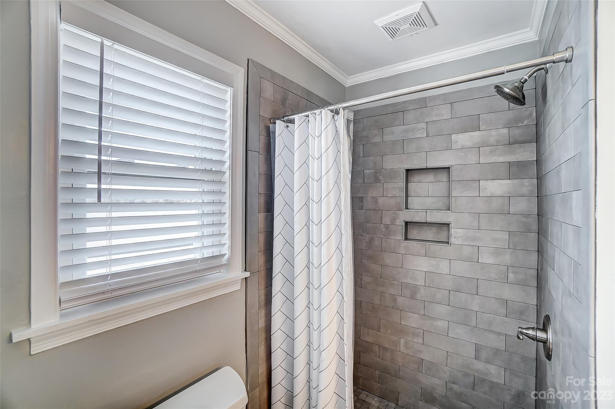 Tega Cay - Residential