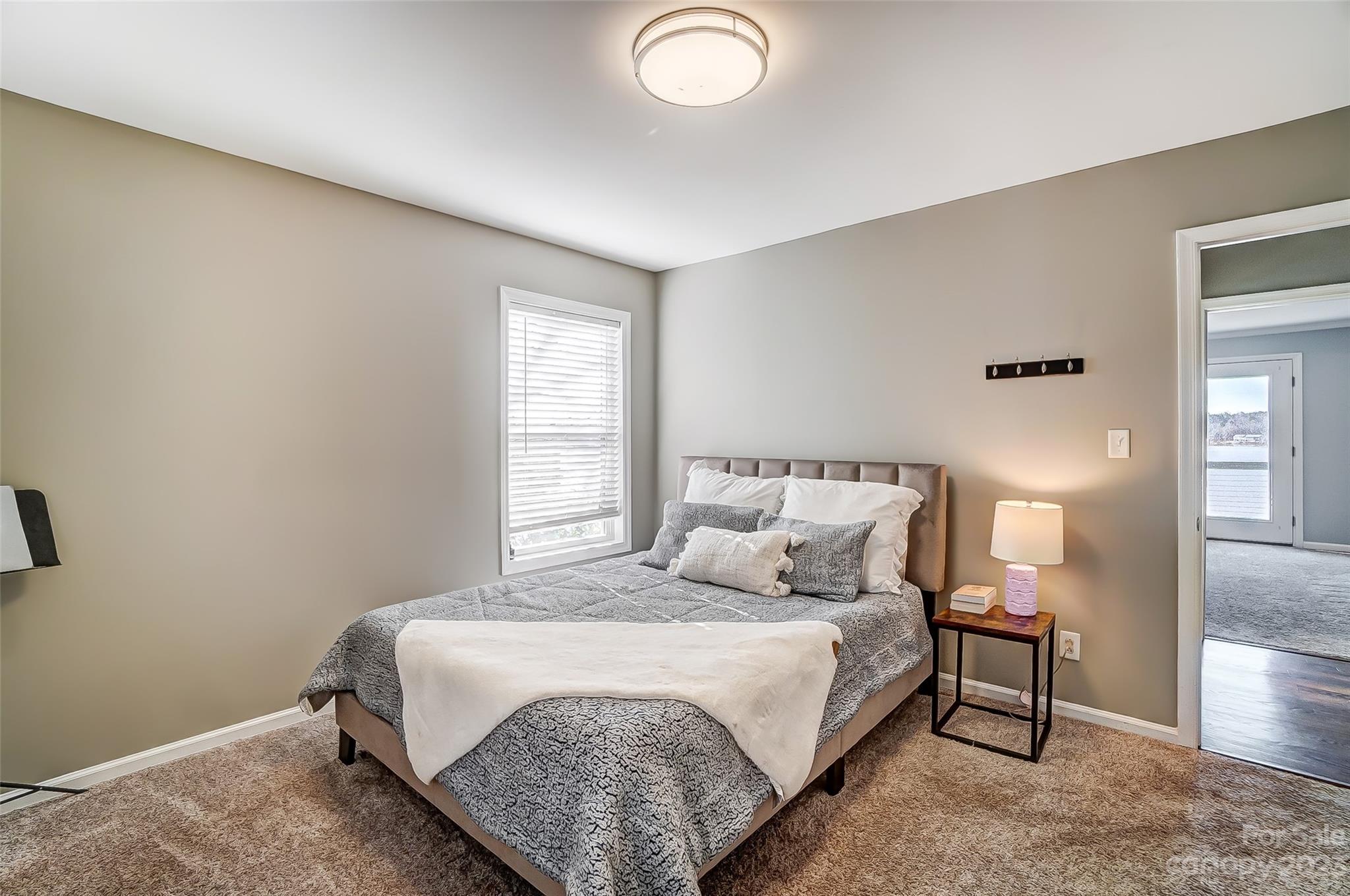 Tega Cay - Residential