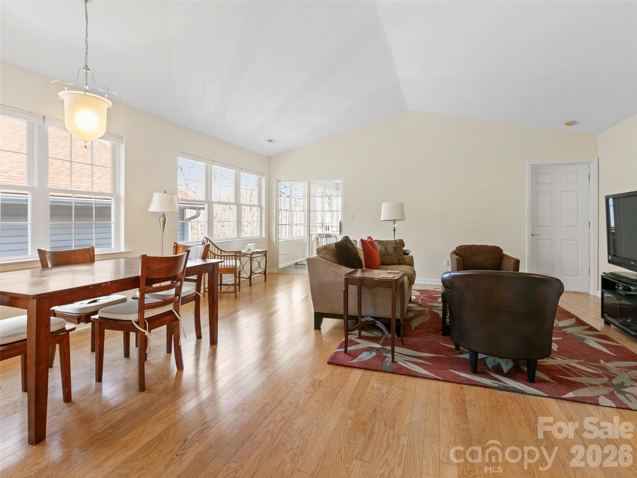305 Ewarts Hill Road