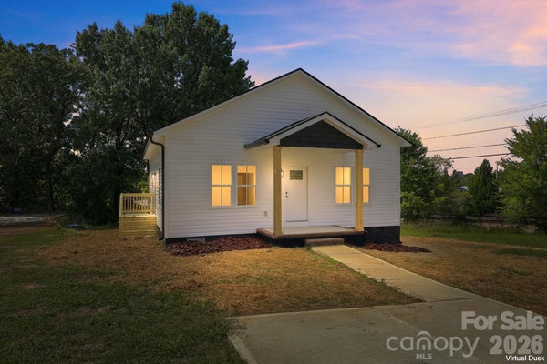 1211 GLENWOOD AVE, SALISBURY, NC 28146 - Image 96e43b36f28ef832a01b0890d8b8c9cf/1362319079