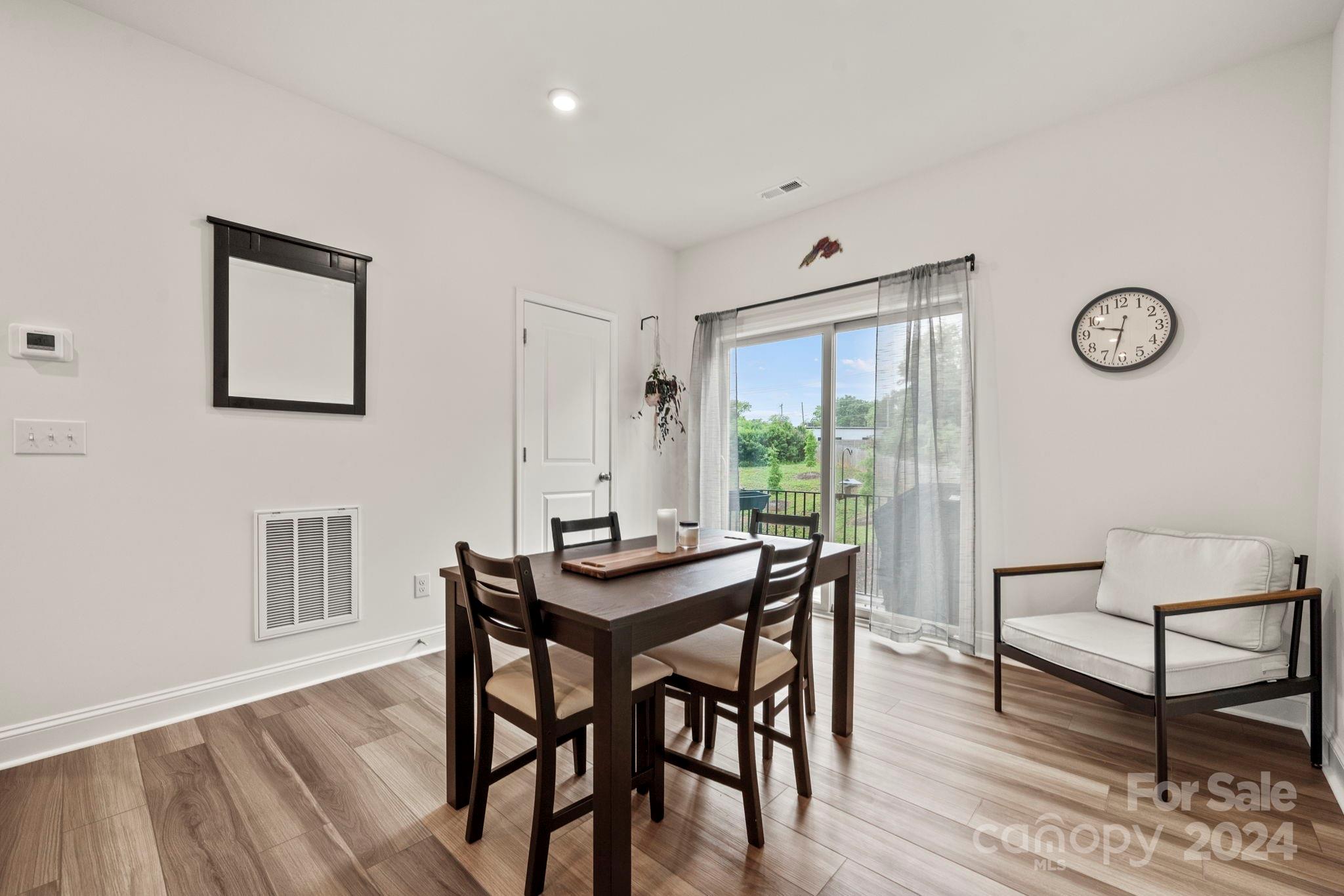 The Towns at Greenway - Residential