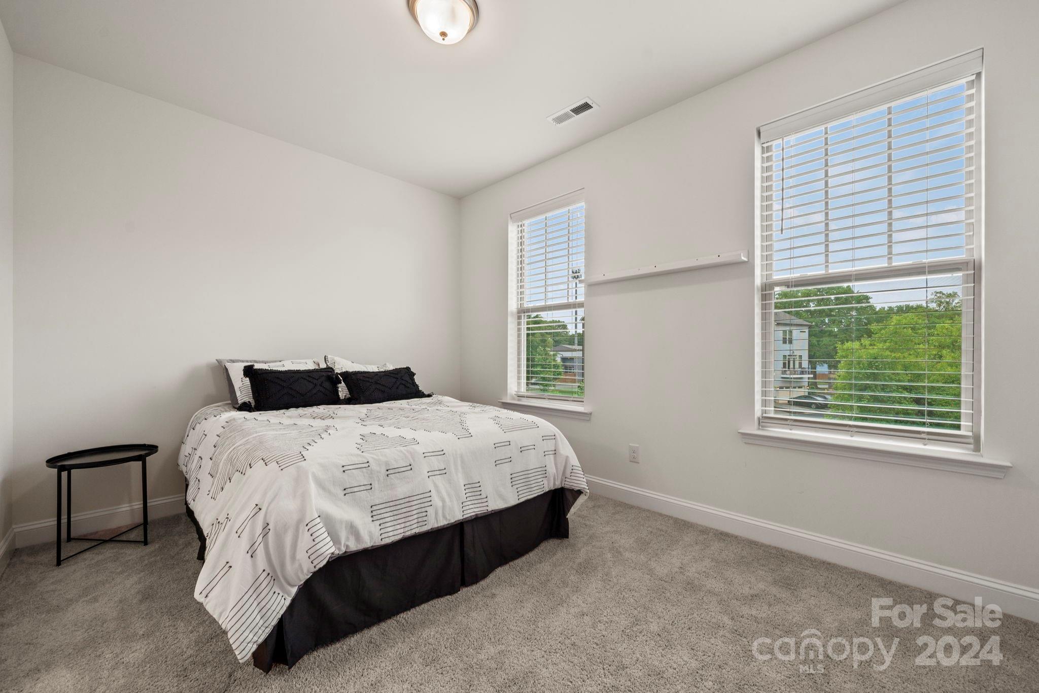 The Towns at Greenway - Residential