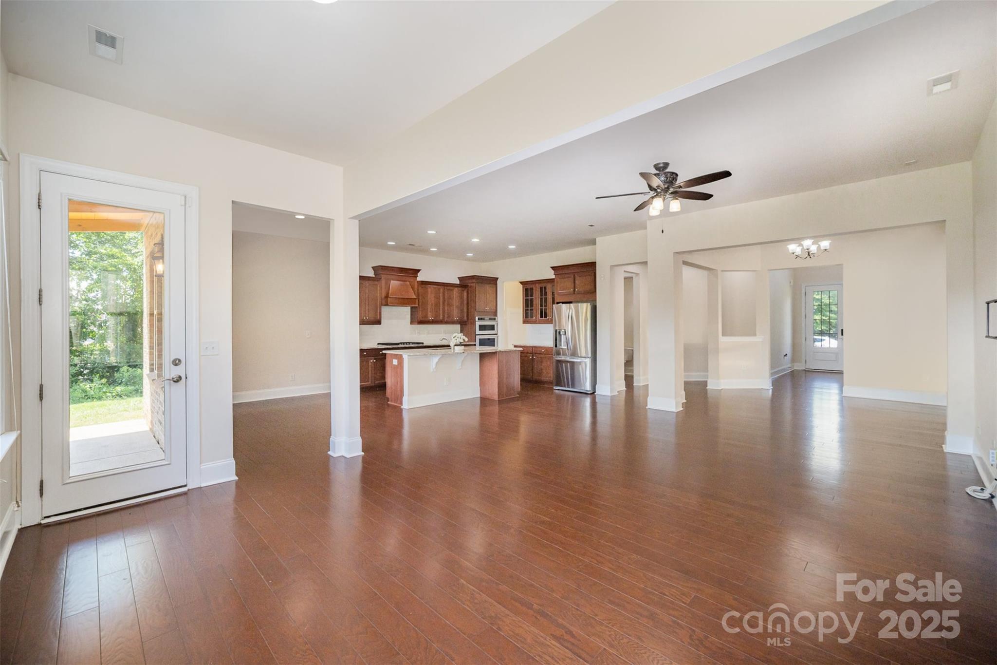 Charlotte, North Carolina 28277, United States, 4 Bedrooms Bedrooms, ,3 BathroomsBathrooms,Residential,Active,166857