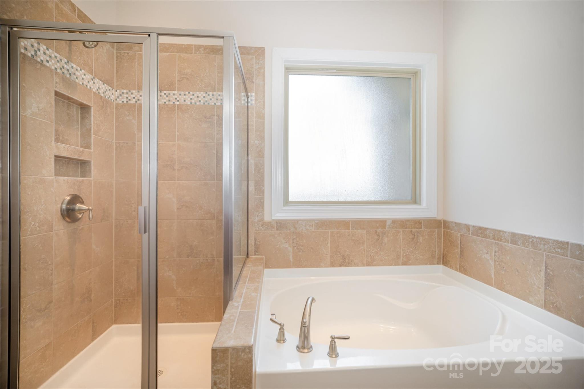 Charlotte, North Carolina 28277, United States, 4 Bedrooms Bedrooms, ,3 BathroomsBathrooms,Residential,Active,166857