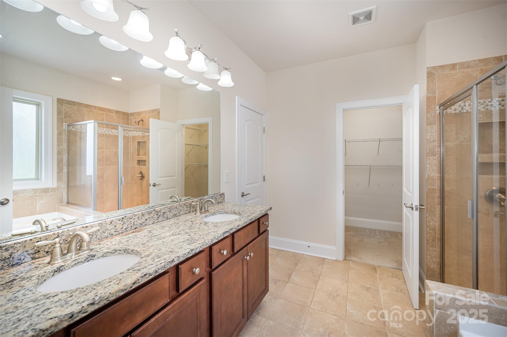 Charlotte, North Carolina 28277, United States, 4 Bedrooms Bedrooms, ,3 BathroomsBathrooms,Residential,Active,166857