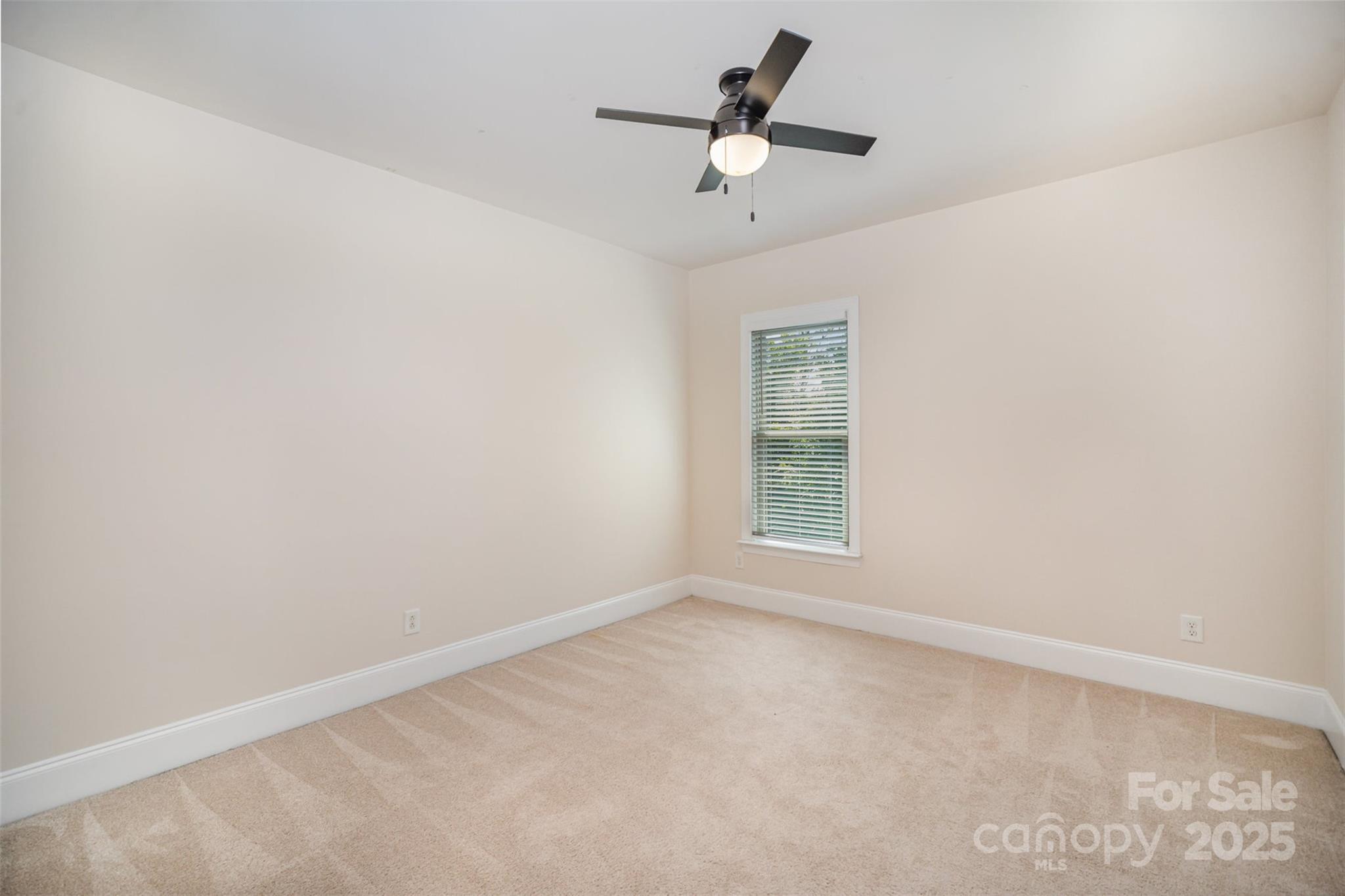 Charlotte, North Carolina 28277, United States, 4 Bedrooms Bedrooms, ,3 BathroomsBathrooms,Residential,Active,166857